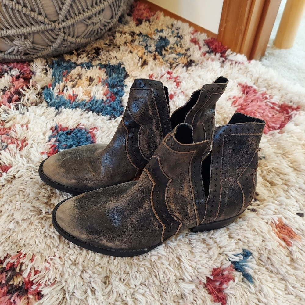 LAST CHANCE Volatile Booties